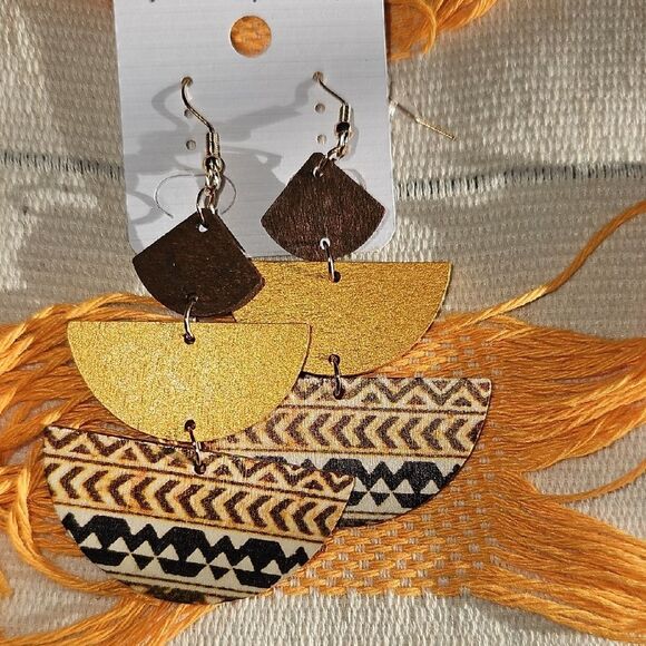 Gold and Brown Geometric Earrings - Picture 1 of 3